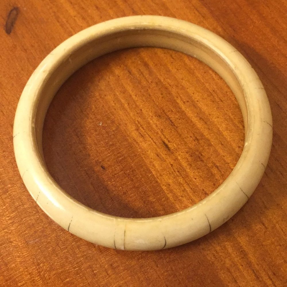Bangle bracelet, vintage, bone, stackable stack